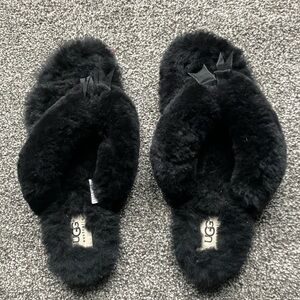 UGG Black Shearling Flip-Flop Slippers
